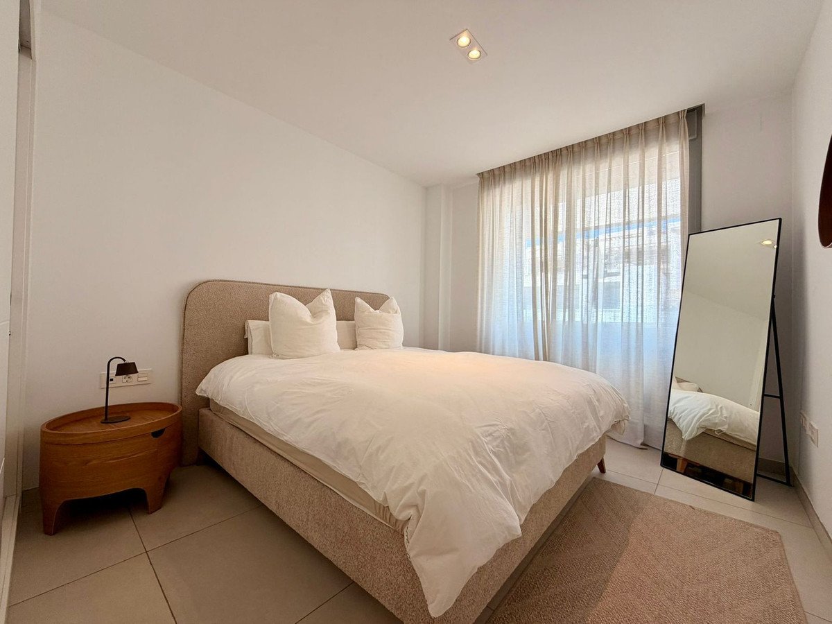 2 Bed Middle Floor Apartment in Elviria