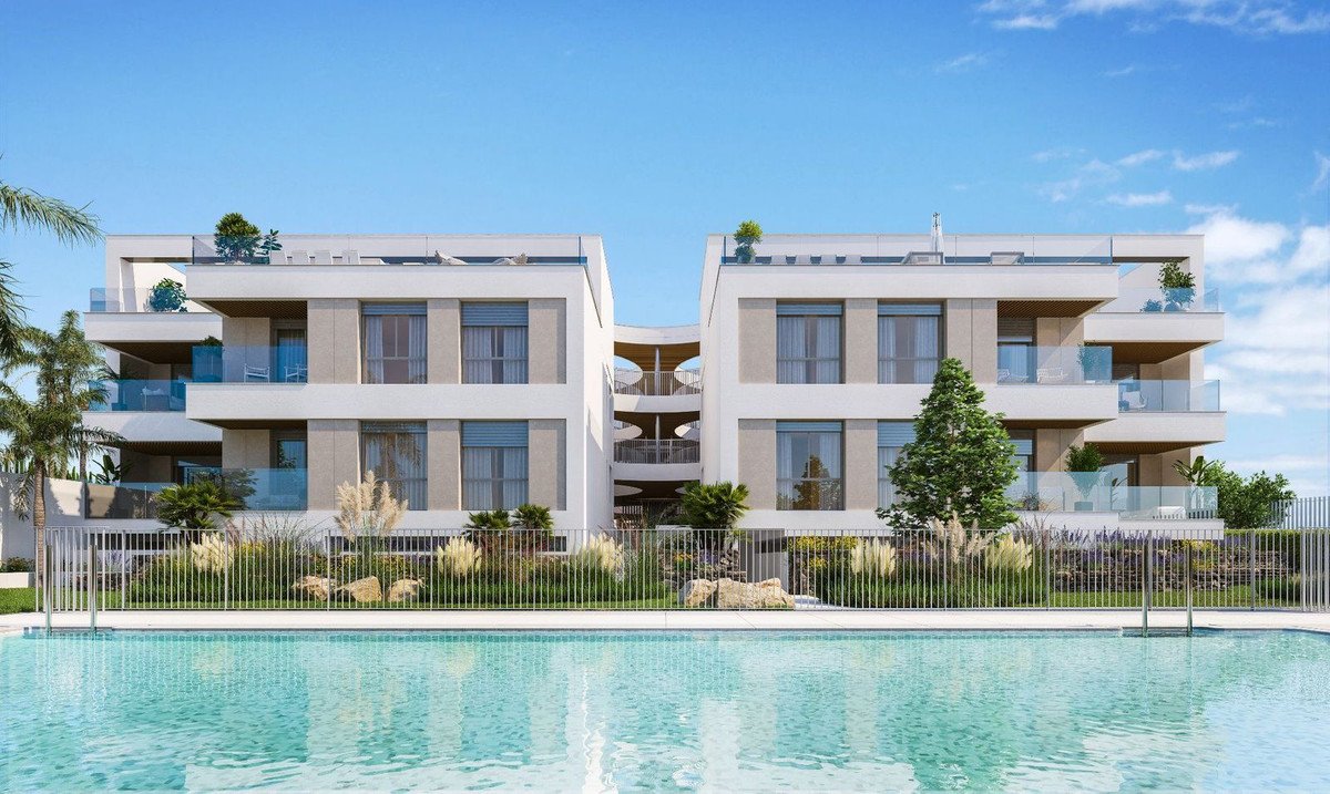 2 Bed Middle Floor Apartment in Elviria