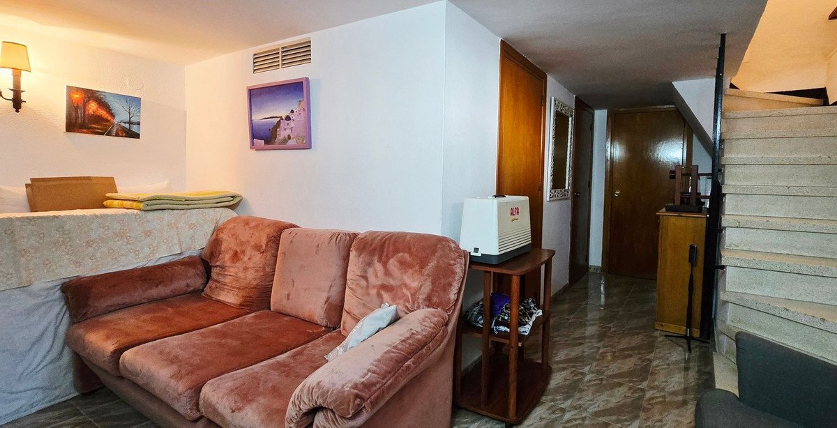 4 Bed Semi-Detached House in Torre de Benagalbón