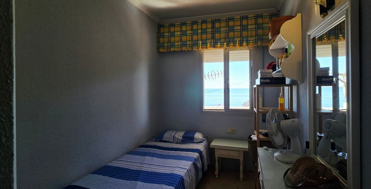 4 Bed Semi-Detached House in Torre de Benagalbón