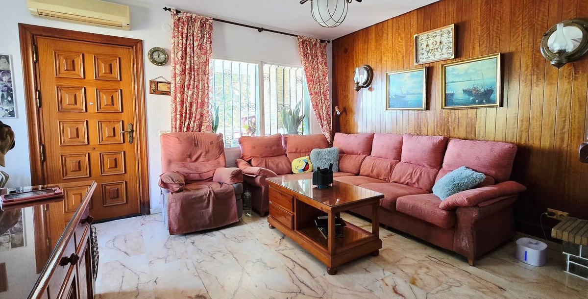 4 Bed Semi-Detached House in Torre de Benagalbón