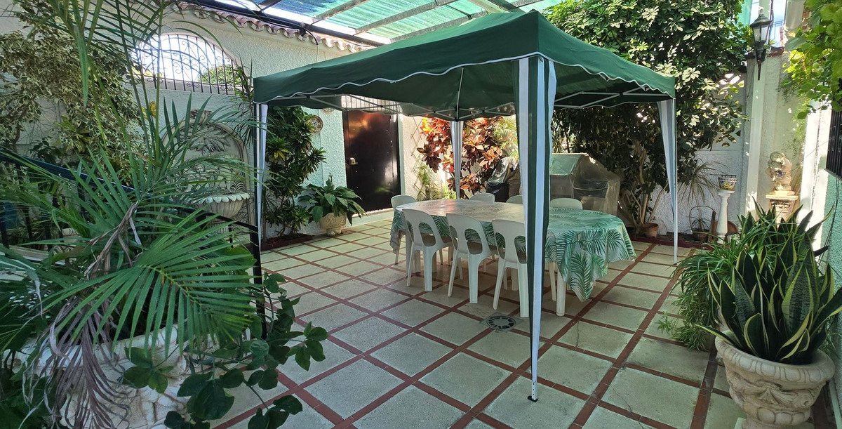 4 Bed Semi-Detached House in Torre de Benagalbón