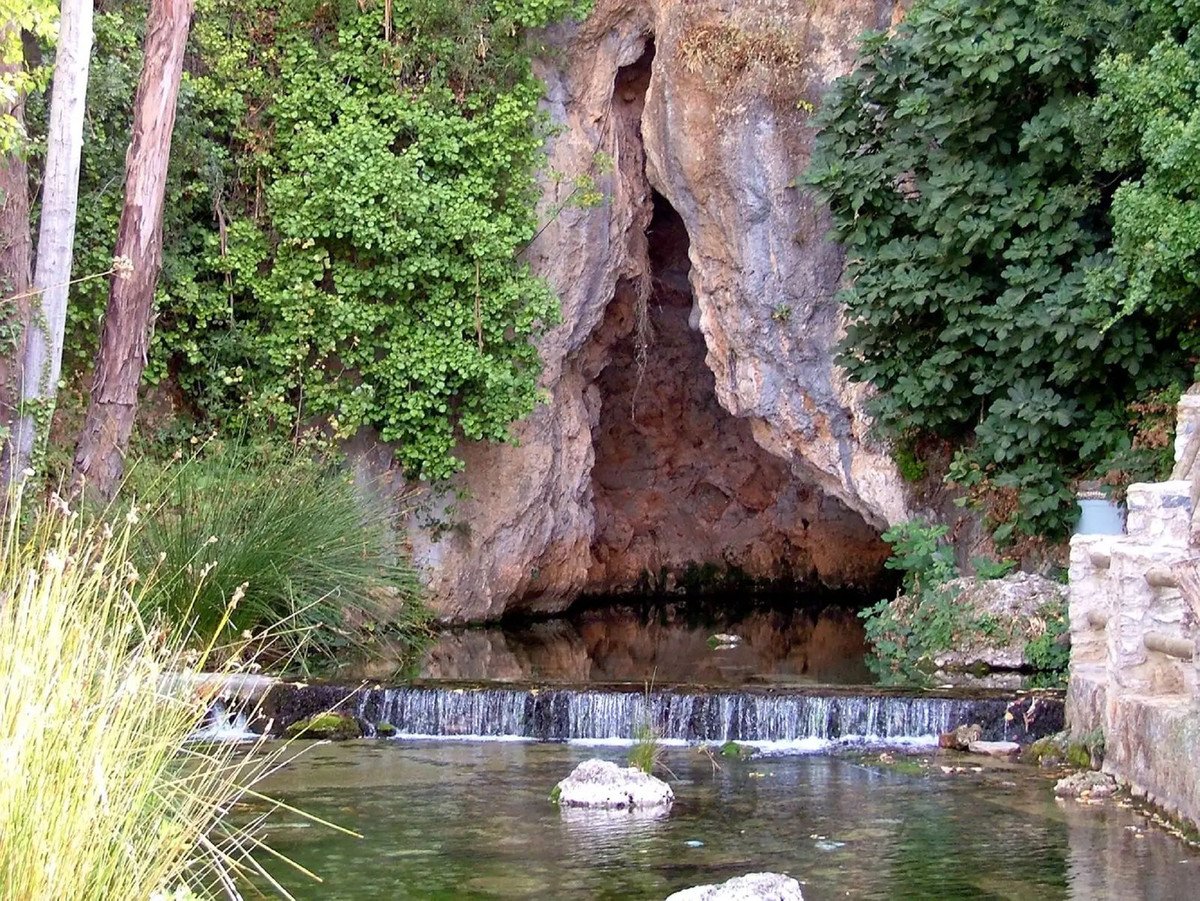 Land in Igualeja