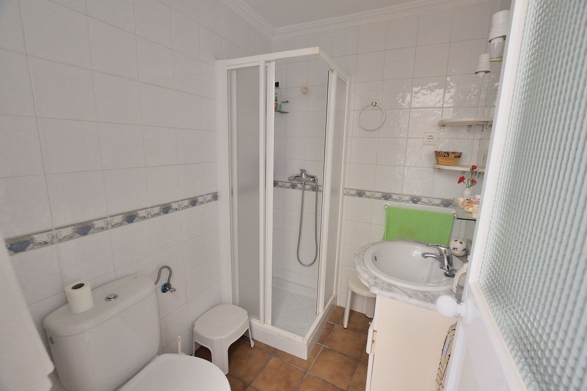 5 Bed Townhouse in Olvera