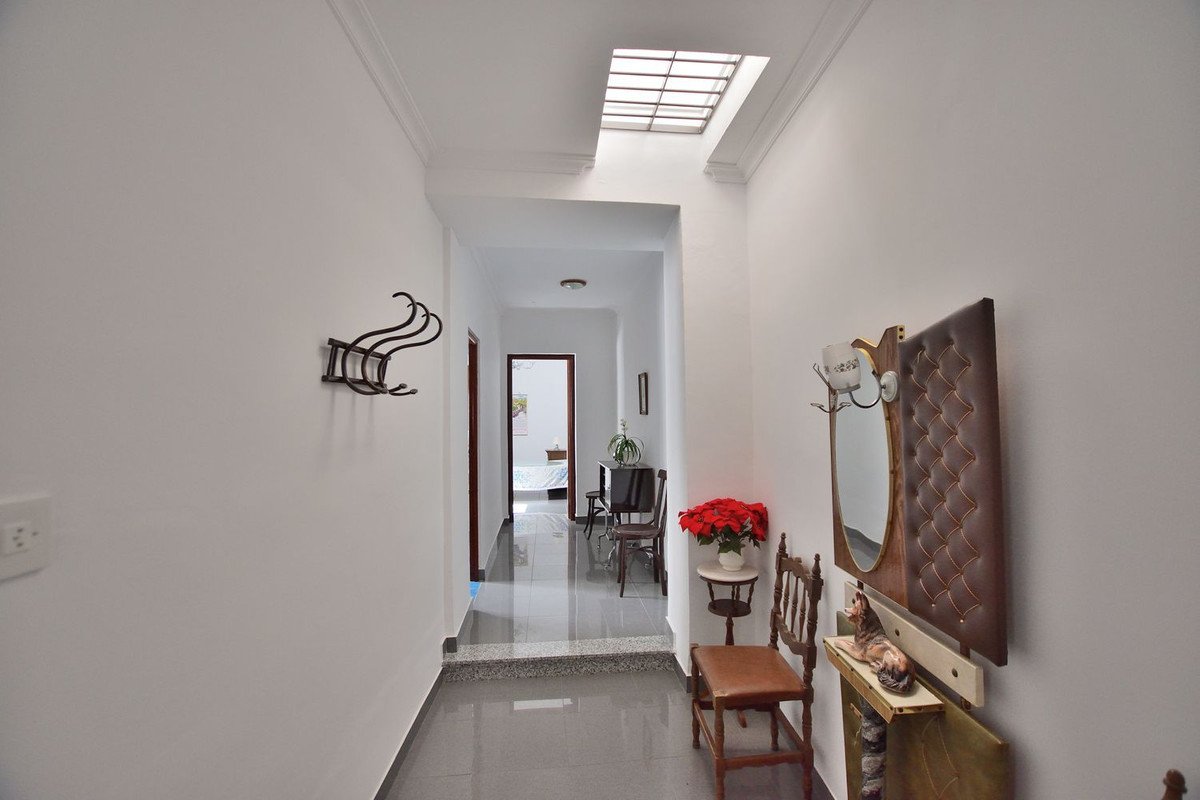5 Bed Townhouse in Olvera