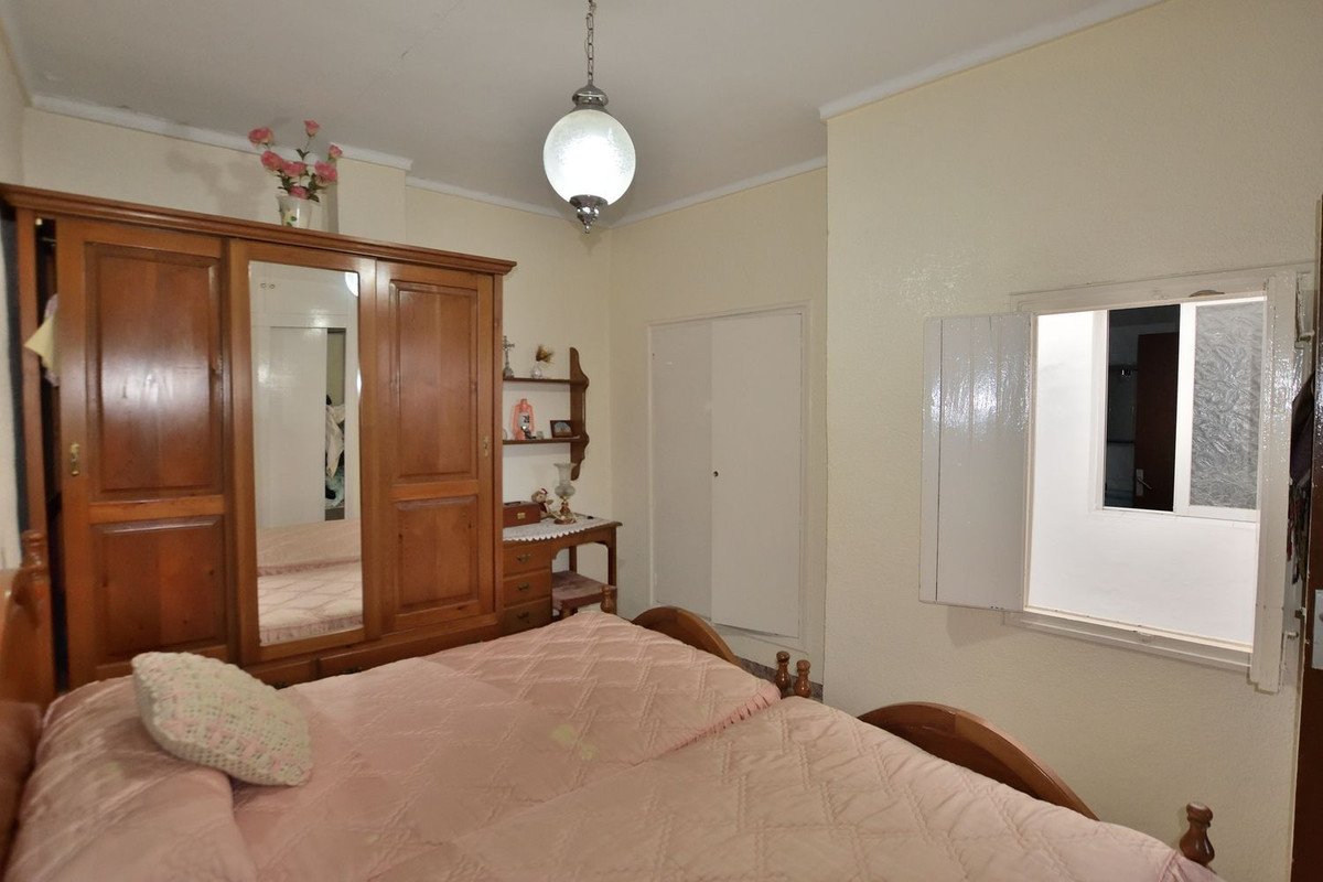 4 Bed Townhouse in El Gastor