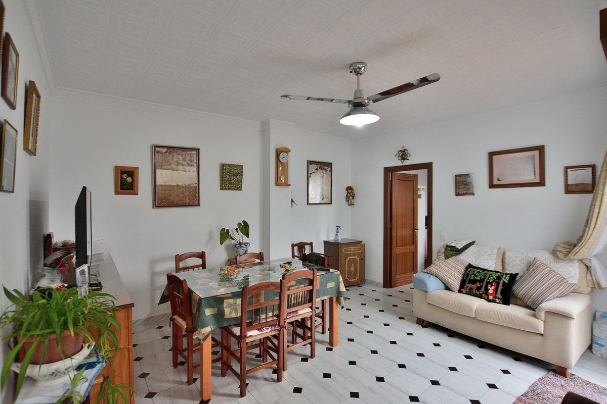 4 Bed Townhouse in El Gastor