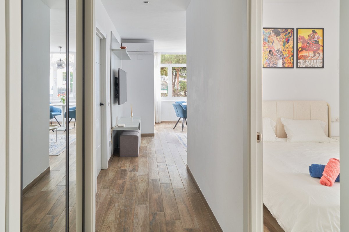 2 Bed Middle Floor Apartment in Elviria