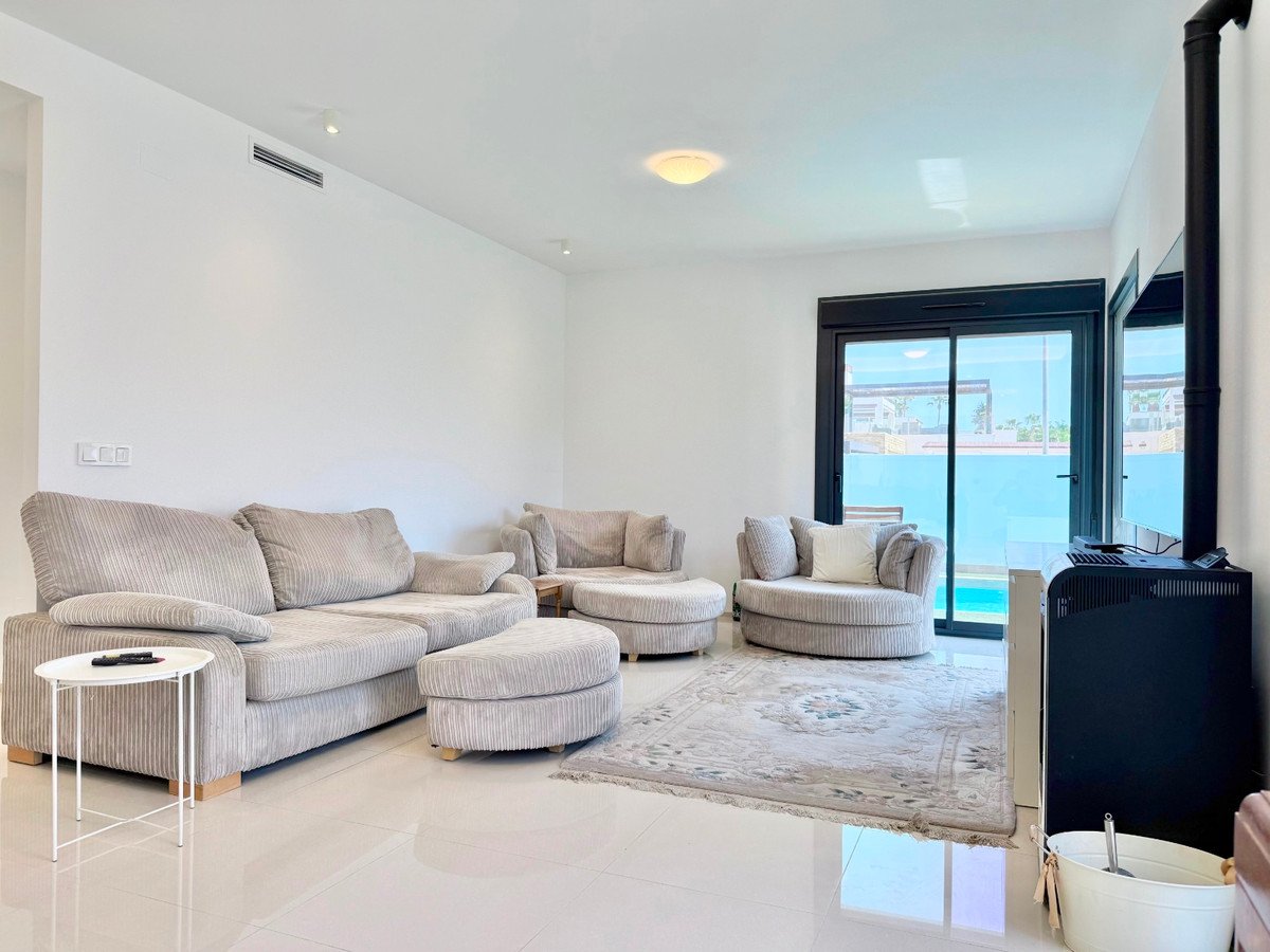 4 Bed Detached Villa in Ciudad Quesada