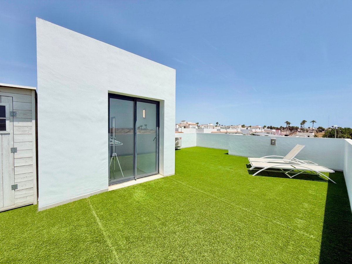 4 Bed Detached Villa in Ciudad Quesada