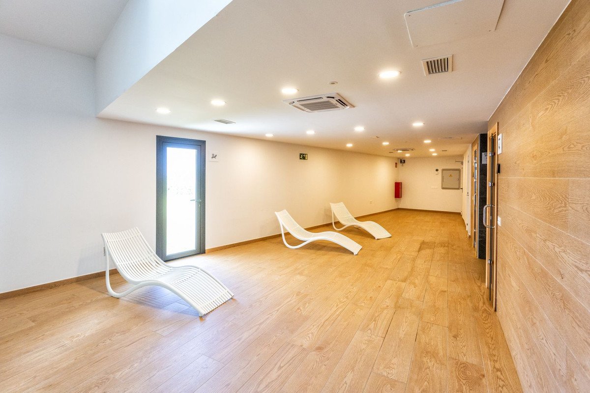 3 Bed Ground Floor Apartment in Higueron