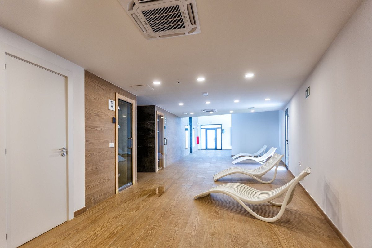 3 Bed Ground Floor Apartment in Higueron