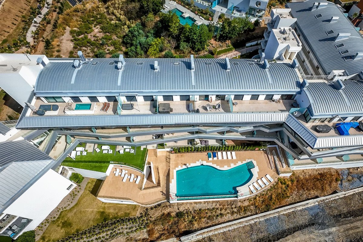3 Bed Ground Floor Apartment in Higueron