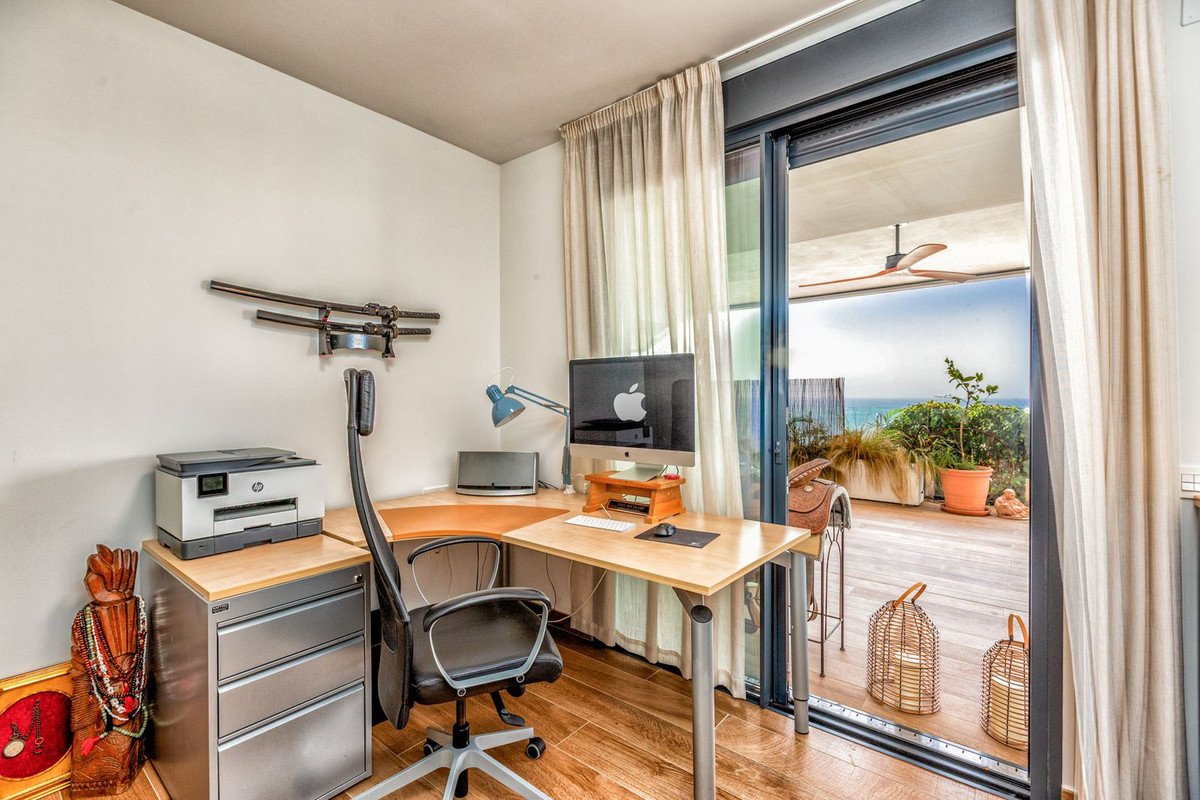 3 Bed Ground Floor Apartment in Higueron