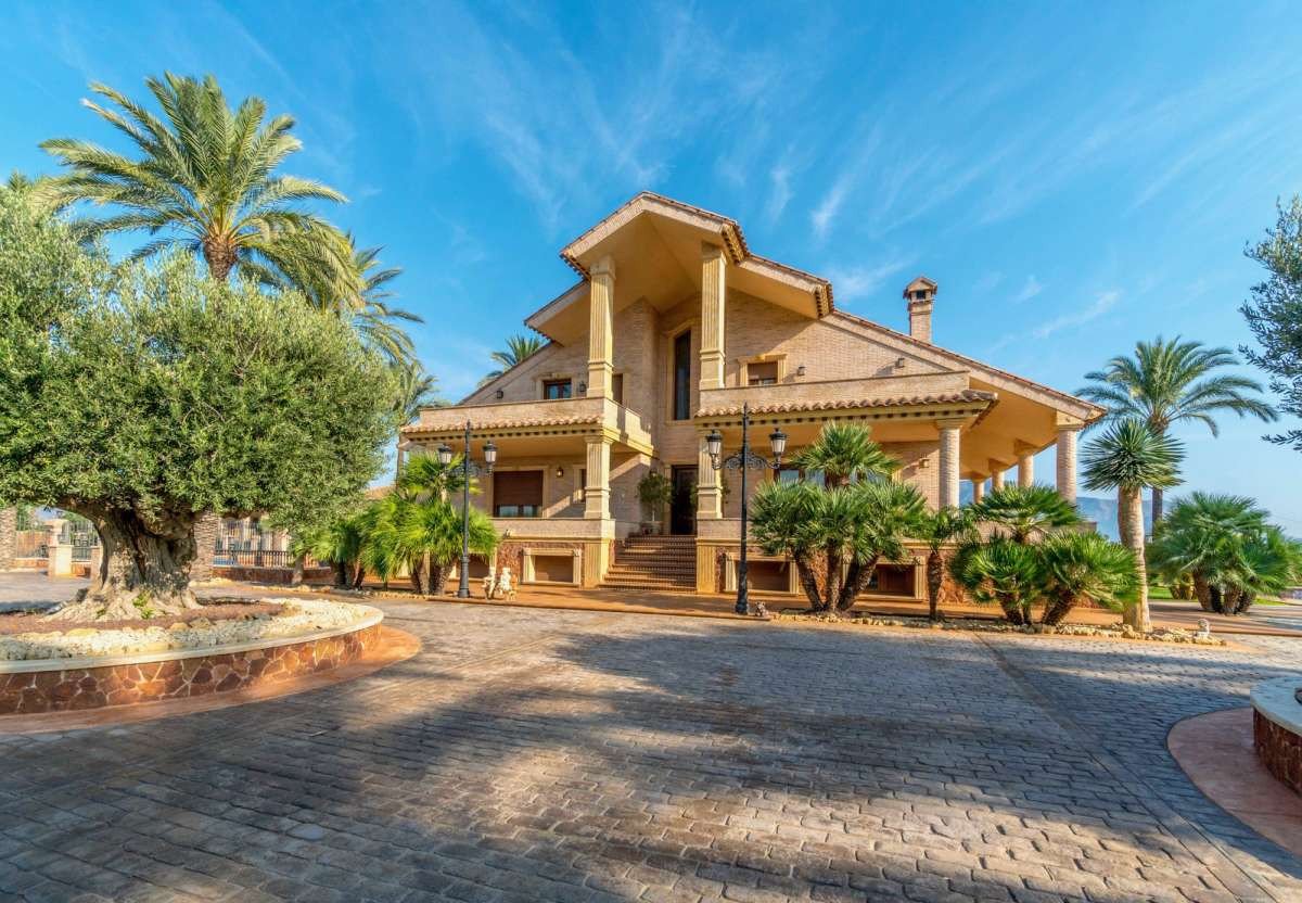 4 Bed Detached Villa in Molíns