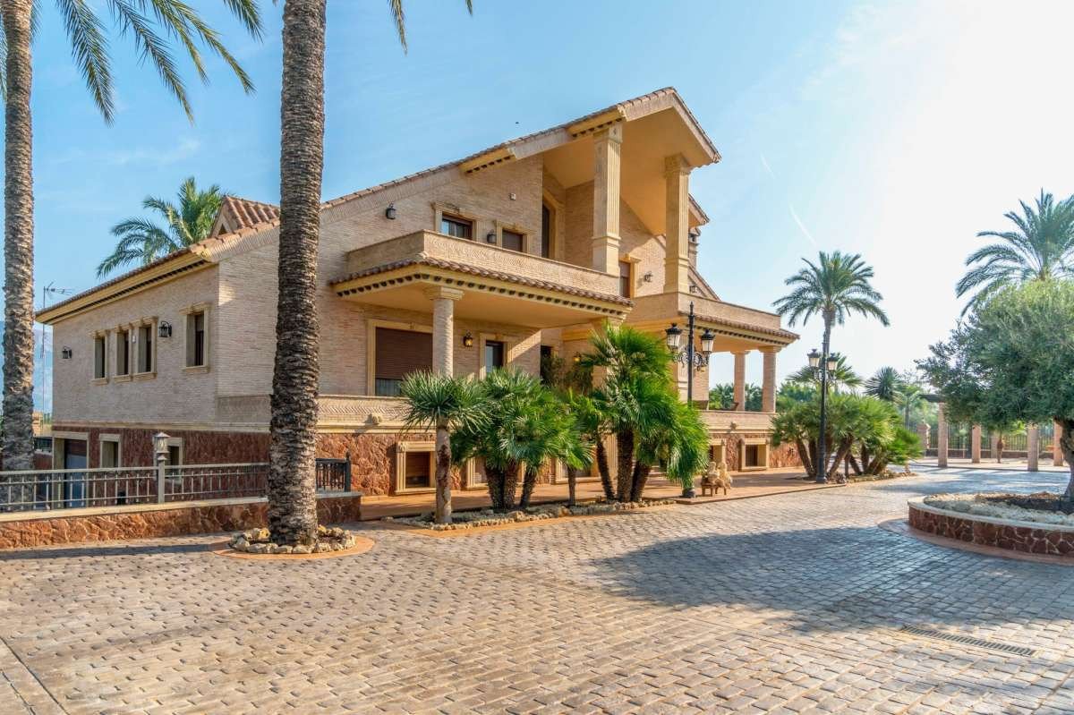 4 Bed Detached Villa in Molíns