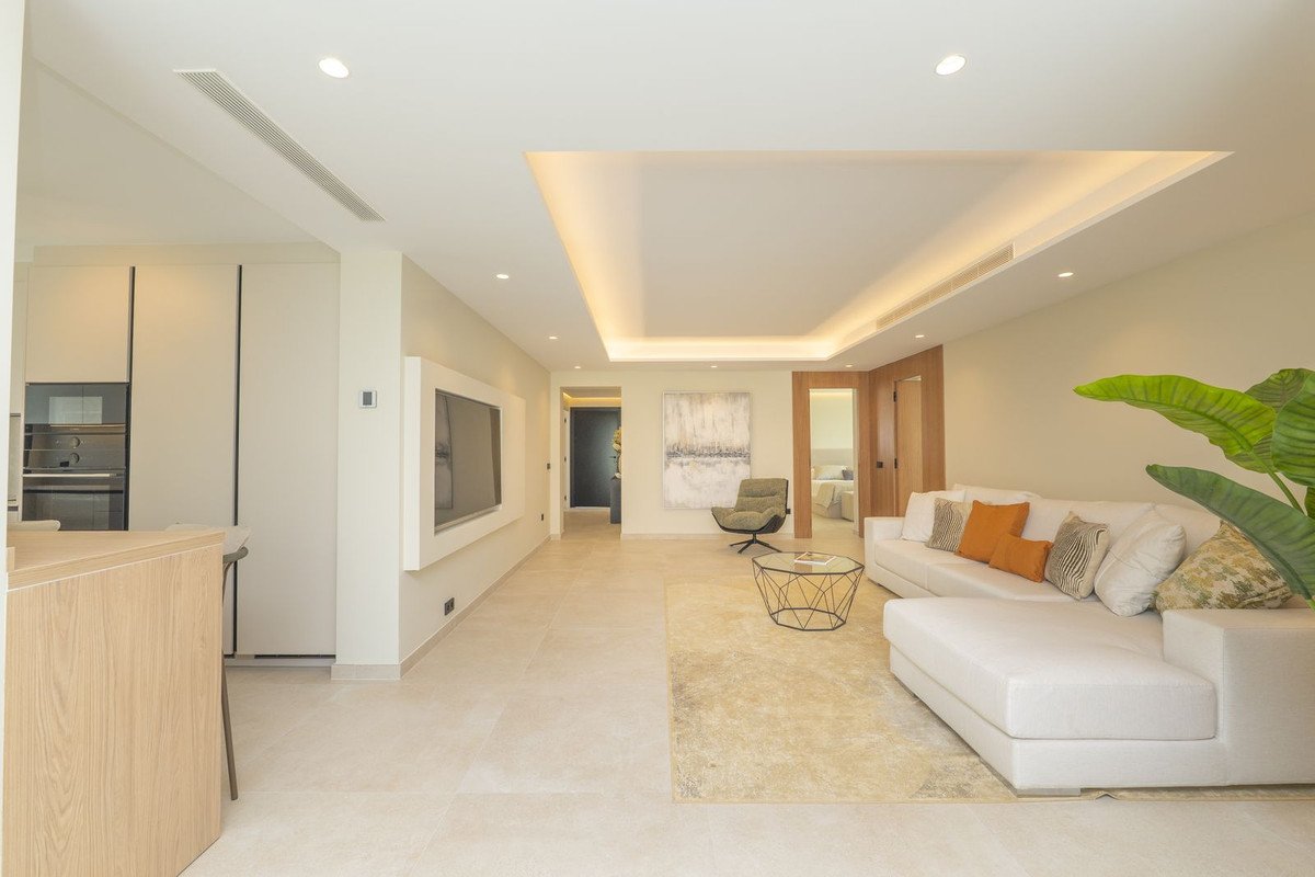 4 Bed Detached Villa in Atalaya