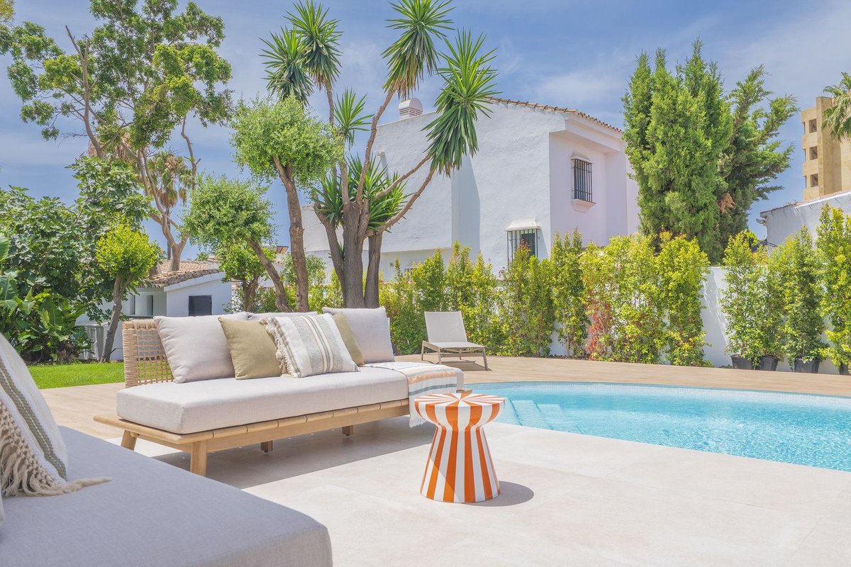 4 Bed Detached Villa in Atalaya