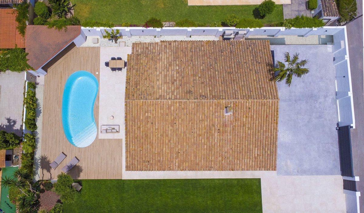 4 Bed Detached Villa in Atalaya