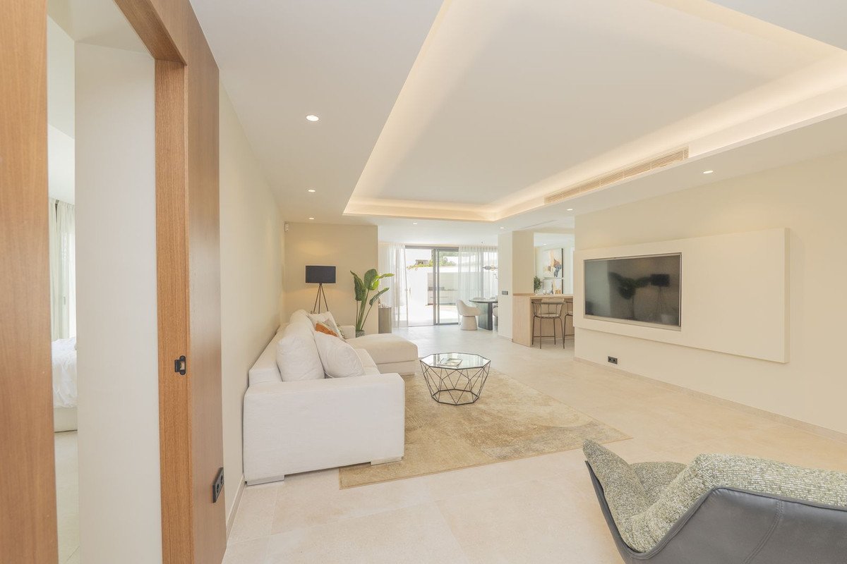 4 Bed Detached Villa in Atalaya