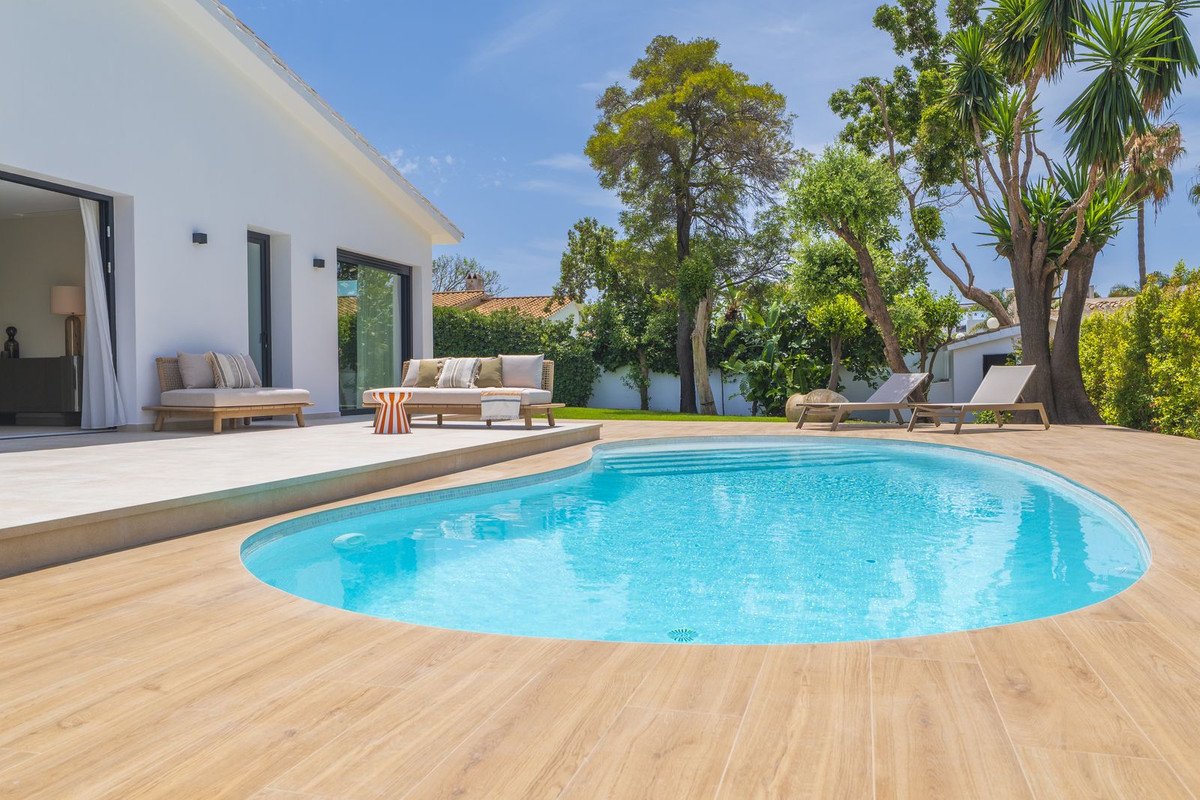 4 Bed Detached Villa in Atalaya