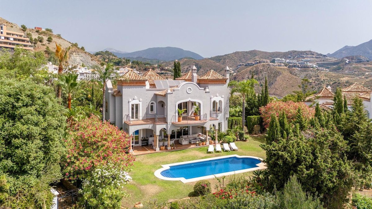 5 Bed Detached Villa in La Quinta