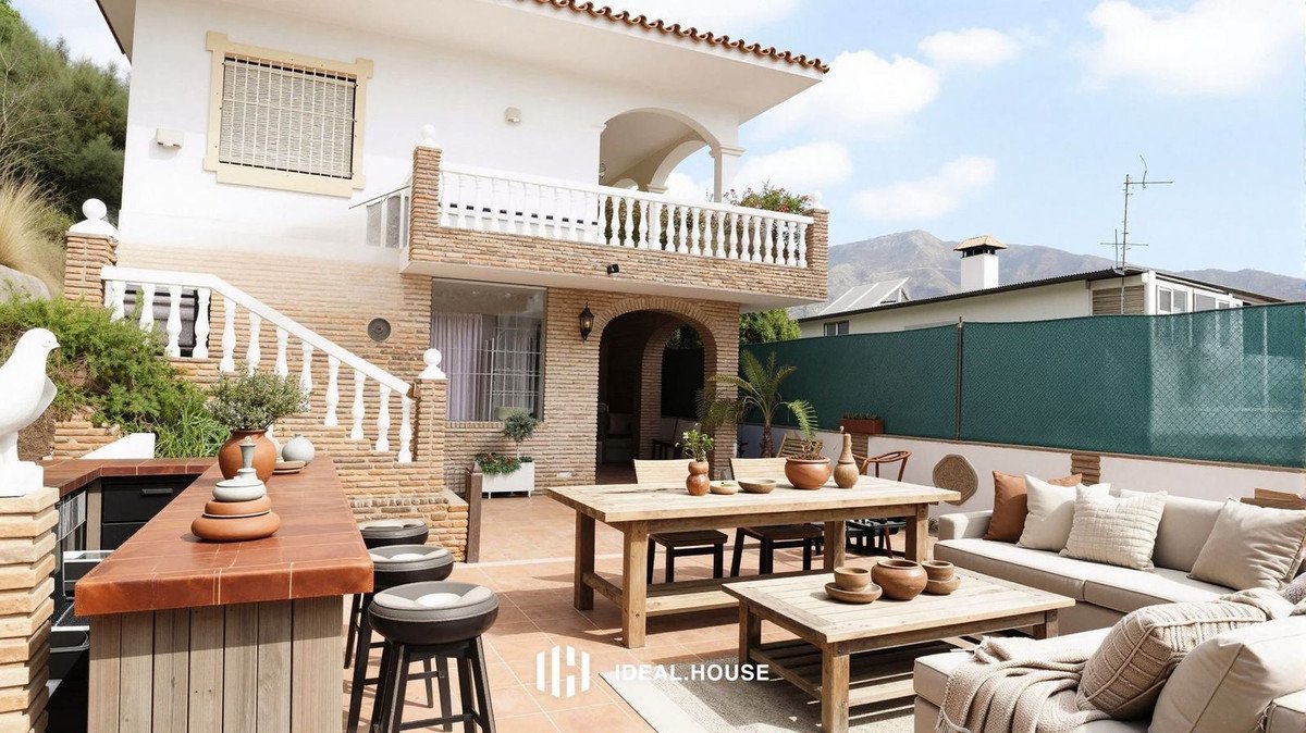 4 Bed Detached Villa in Campo Mijas