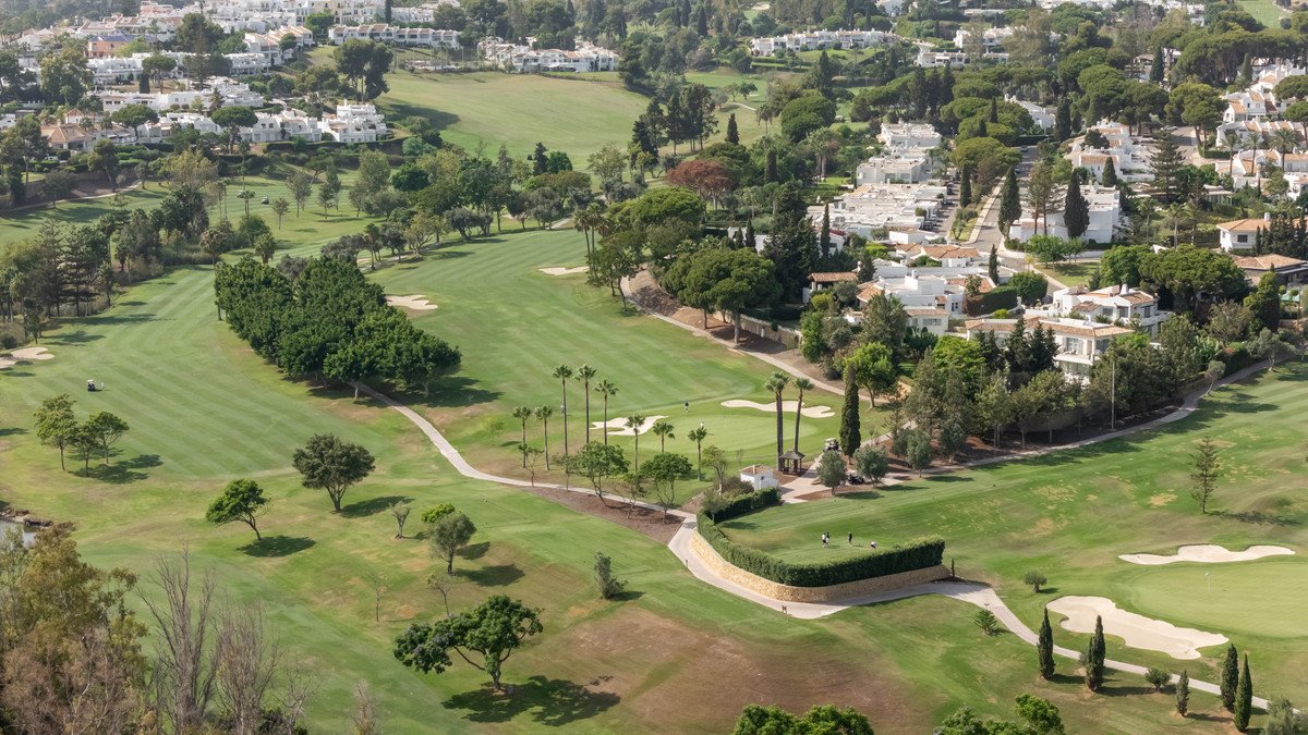 2 Bed Penthouse in Marbella