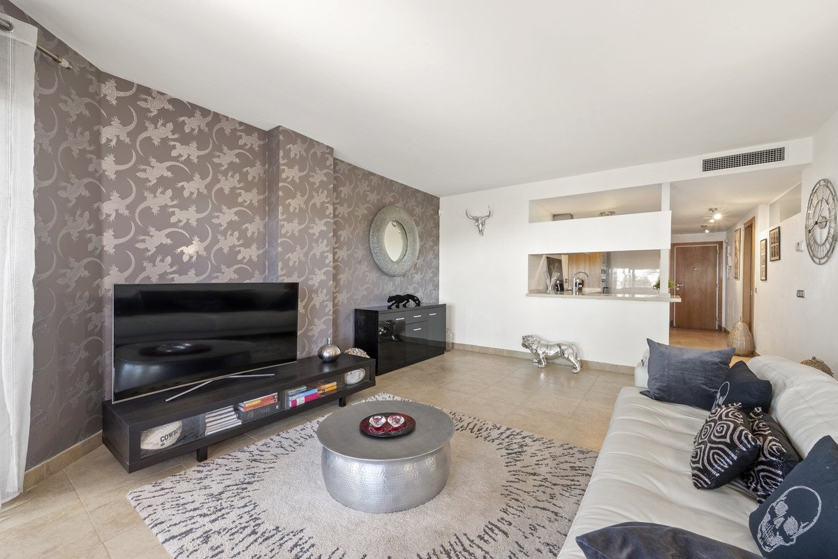 2 Bed Ground Floor Apartment in Higueron