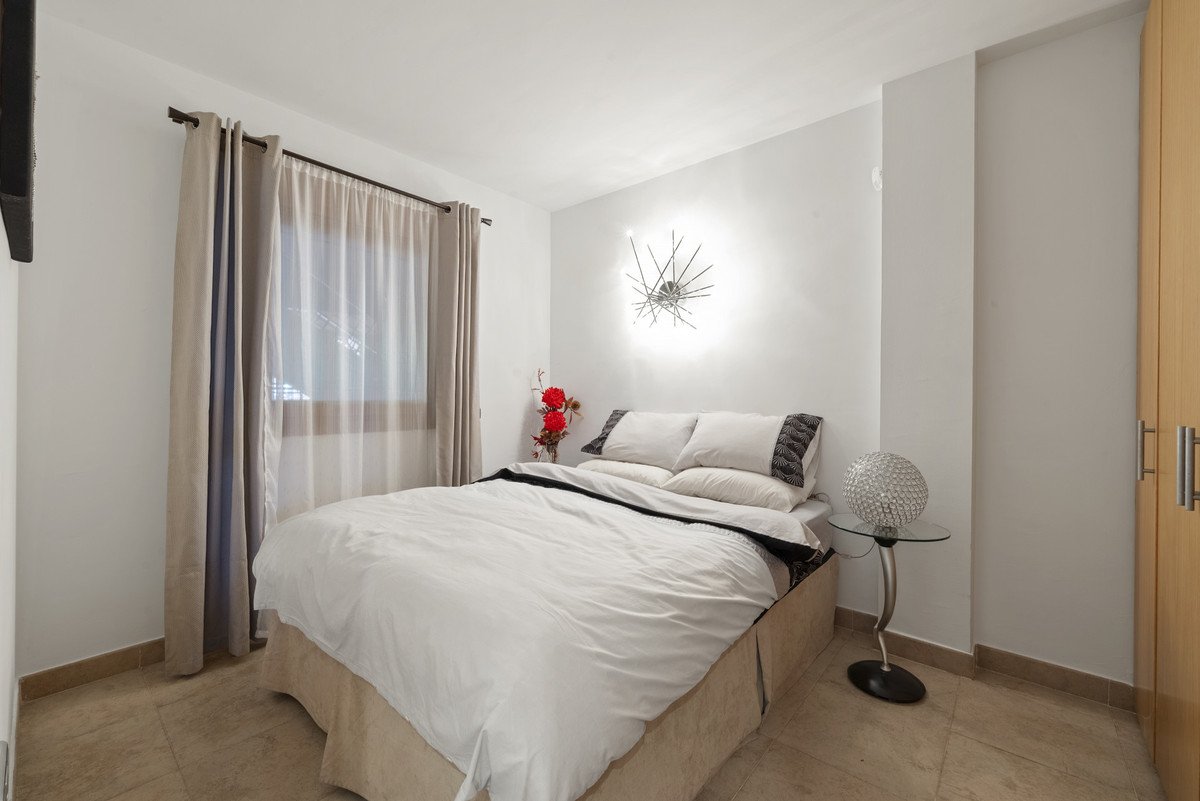 2 Bed Ground Floor Apartment in Higueron