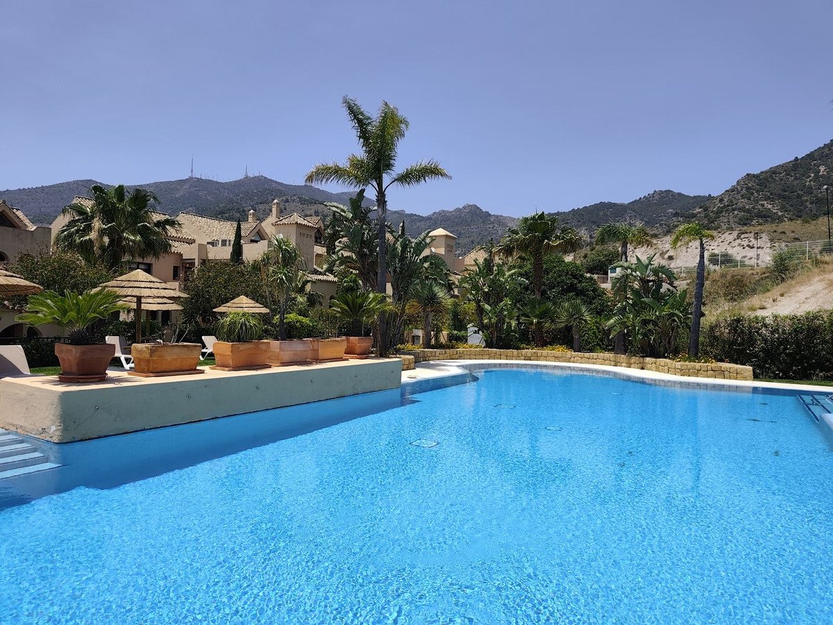 2 Bed Ground Floor Apartment in Benalmadena