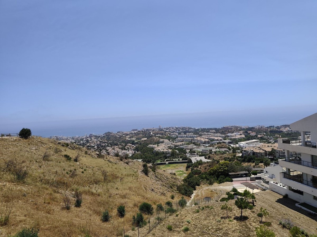 2 Bed Ground Floor Apartment in Benalmadena