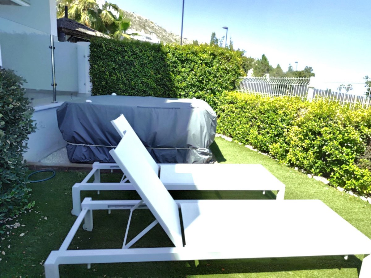 2 Bed Ground Floor Apartment in Benalmadena