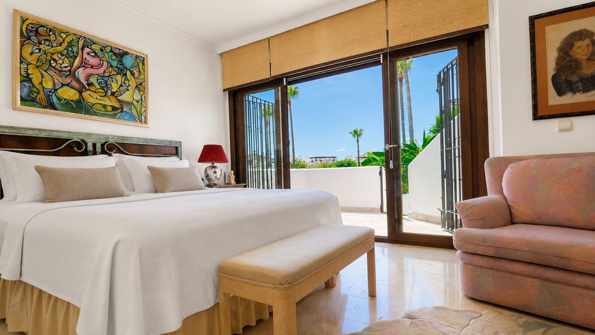4 Bed Townhouse in Los Arqueros