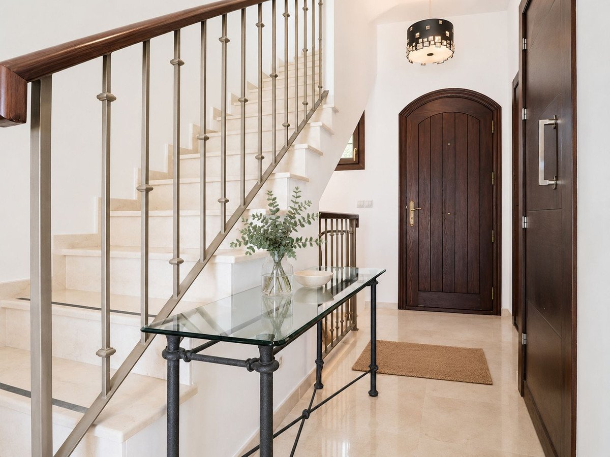4 Bed Townhouse in Los Arqueros