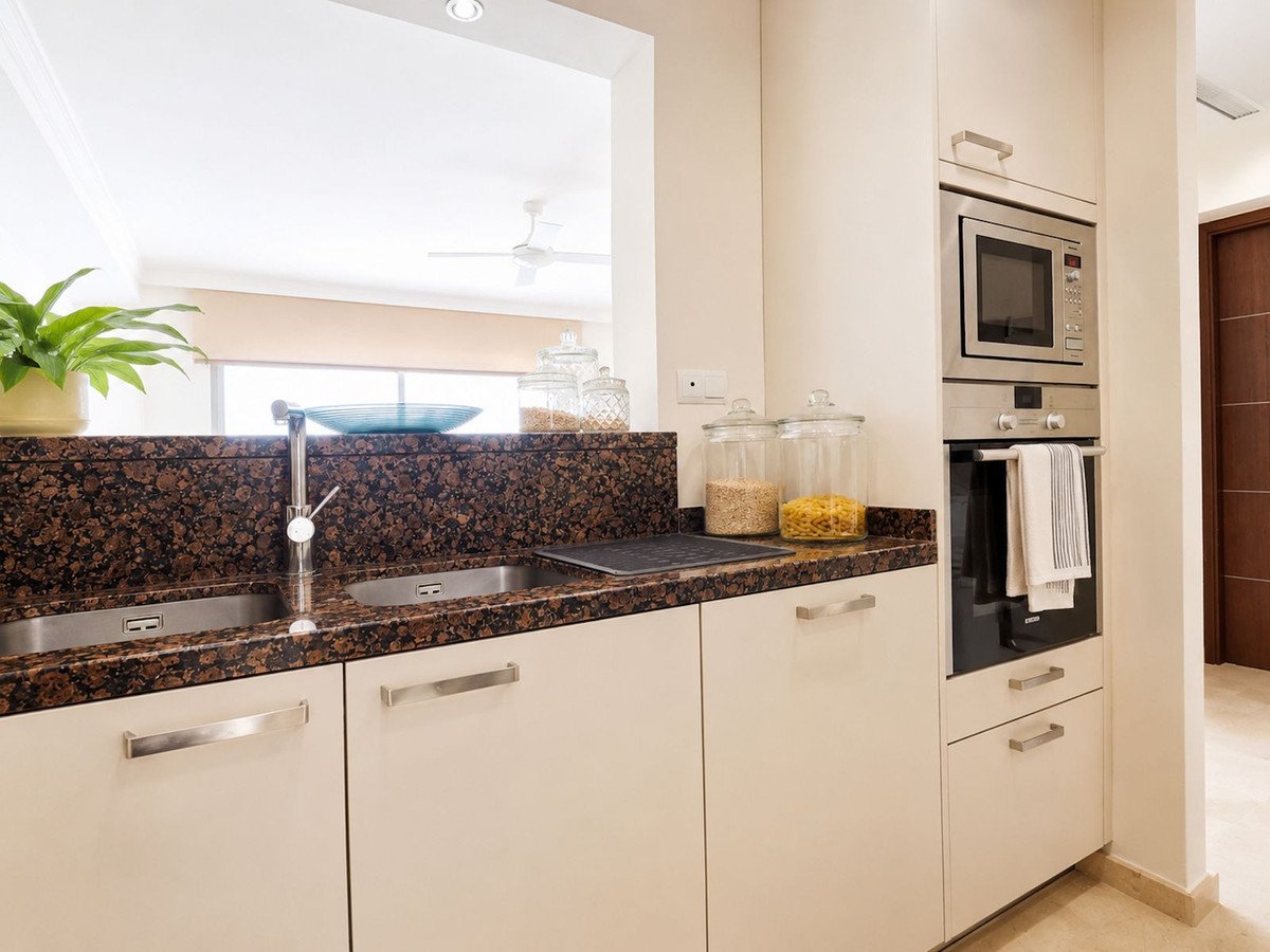 4 Bed Townhouse in Los Arqueros