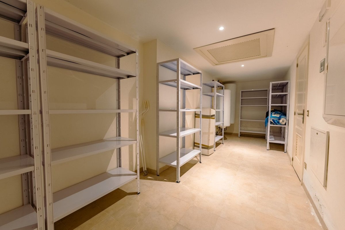 3 Bed Townhouse in El Paraiso