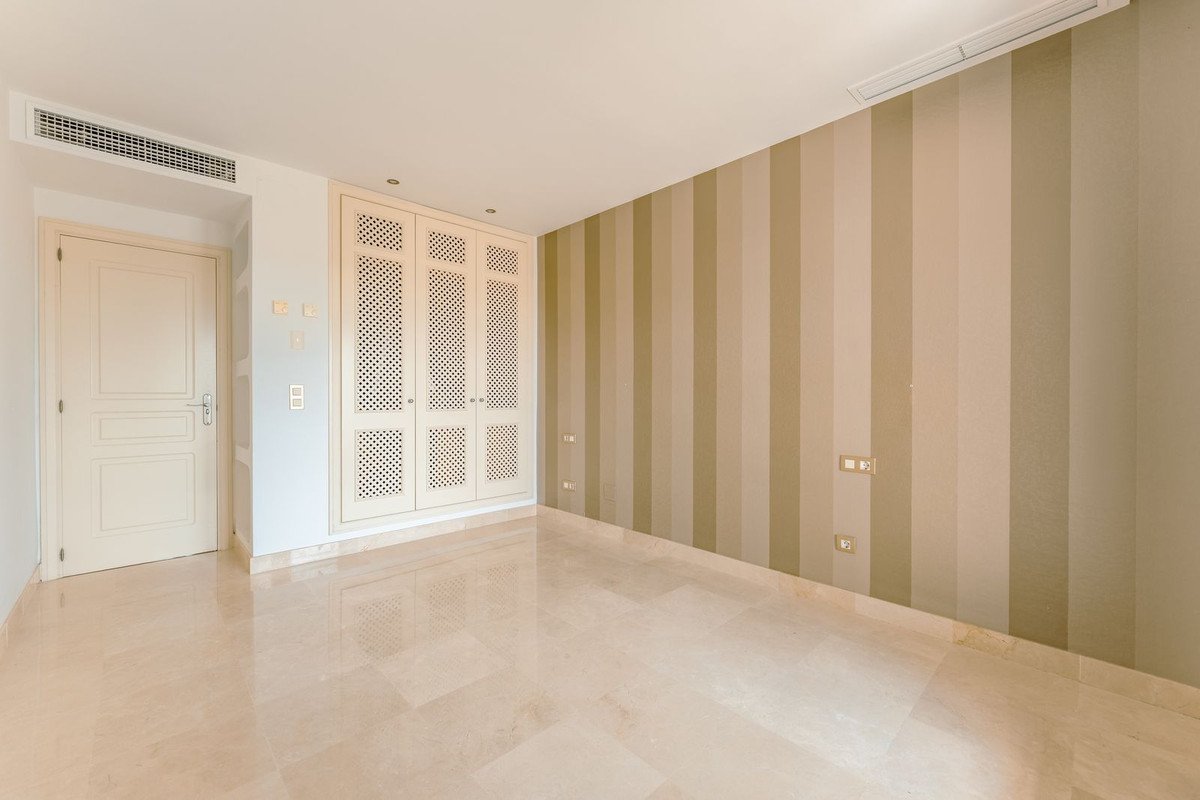 3 Bed Townhouse in El Paraiso