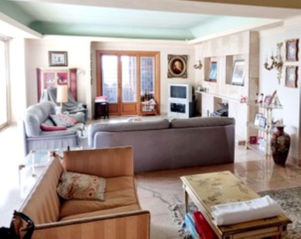 4 Bed Detached Villa in Benalmadena