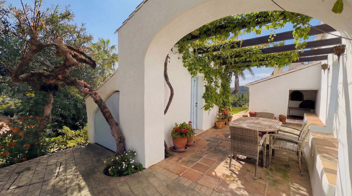 5 Bed Finca - Cortijo in Alhaurín el Grande