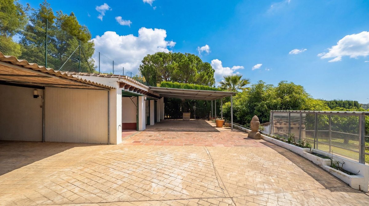 5 Bed Finca - Cortijo in Alhaurín el Grande