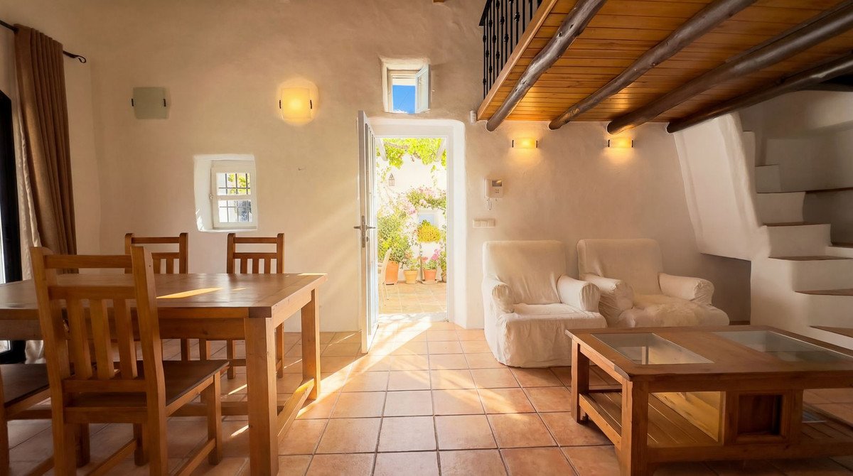 5 Bed Finca - Cortijo in Alhaurín el Grande