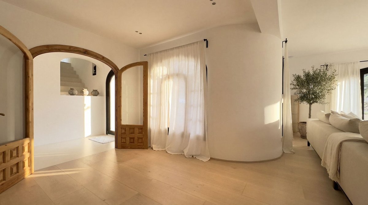 5 Bed Finca - Cortijo in Alhaurín el Grande