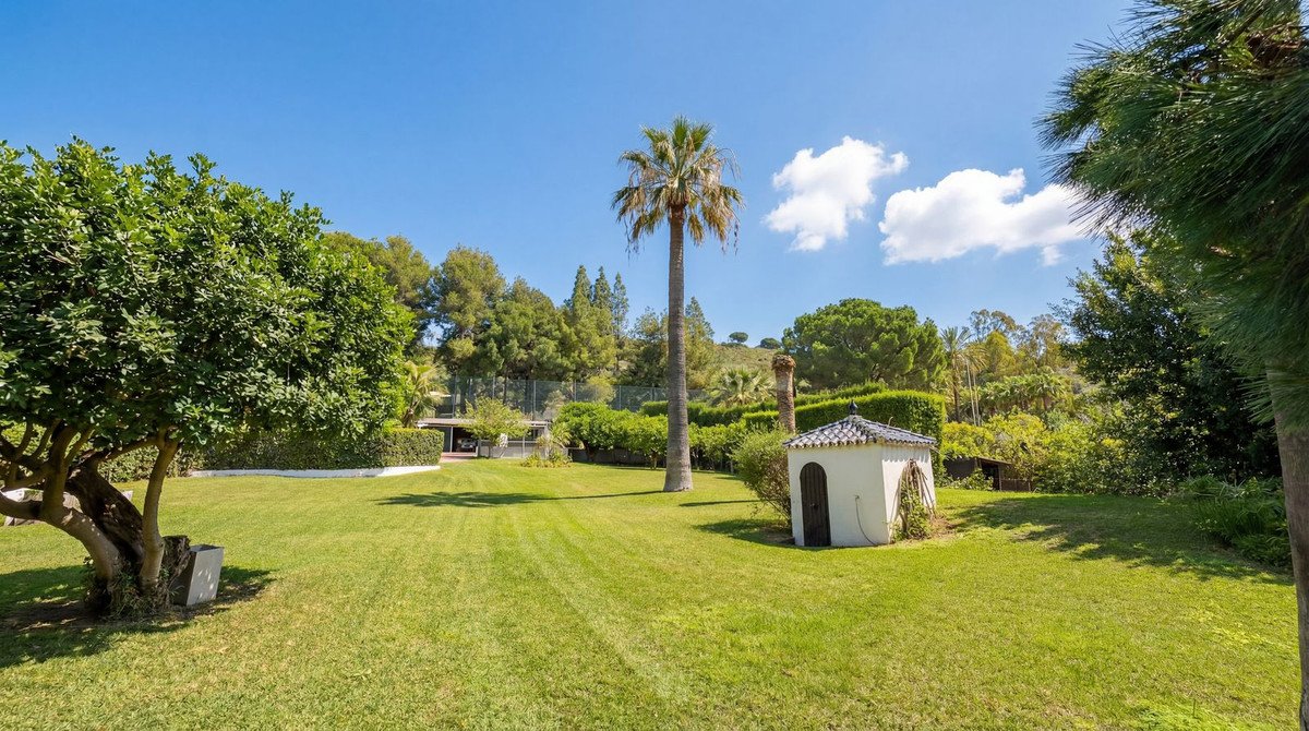 5 Bed Finca - Cortijo in Alhaurín el Grande