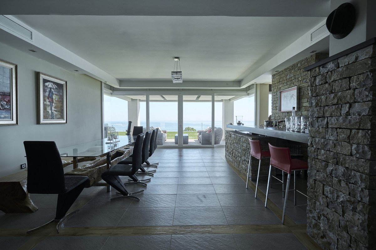 5 Bed Detached Villa in Manilva