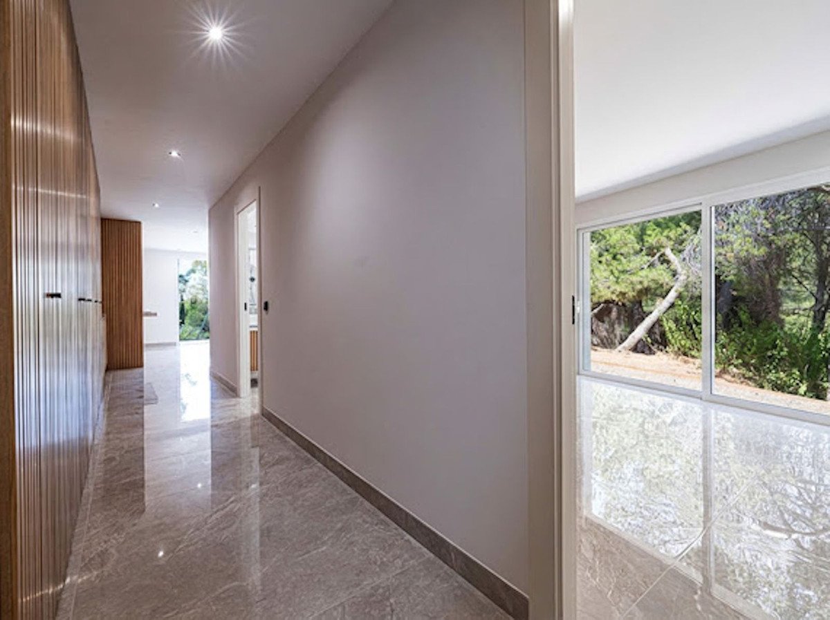 5 Bed Detached Villa in El Madroñal