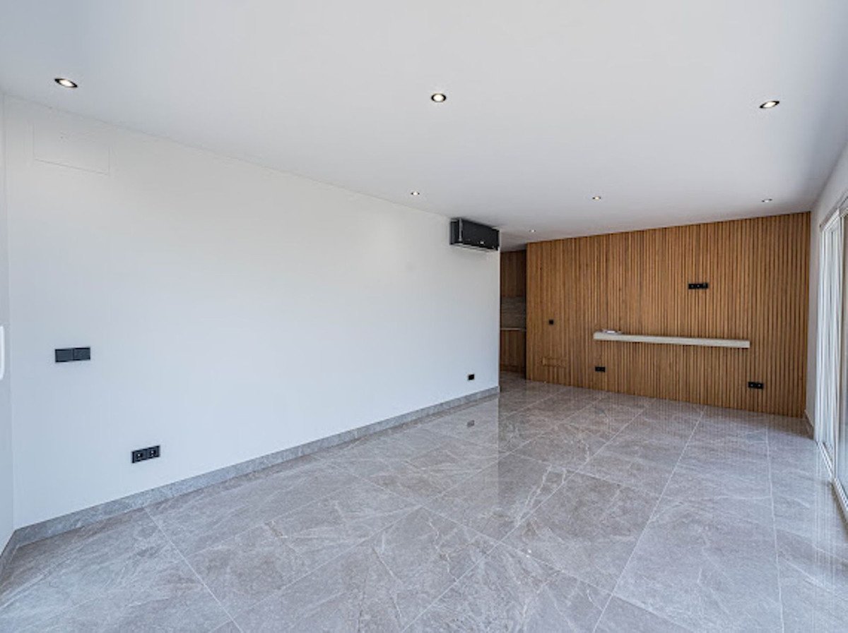 5 Bed Detached Villa in El Madroñal
