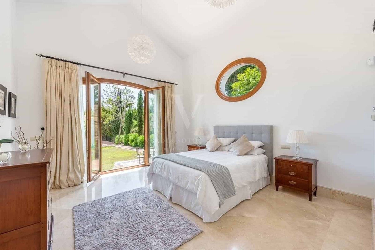 7 Bed Detached Villa in Sotogrande Alto