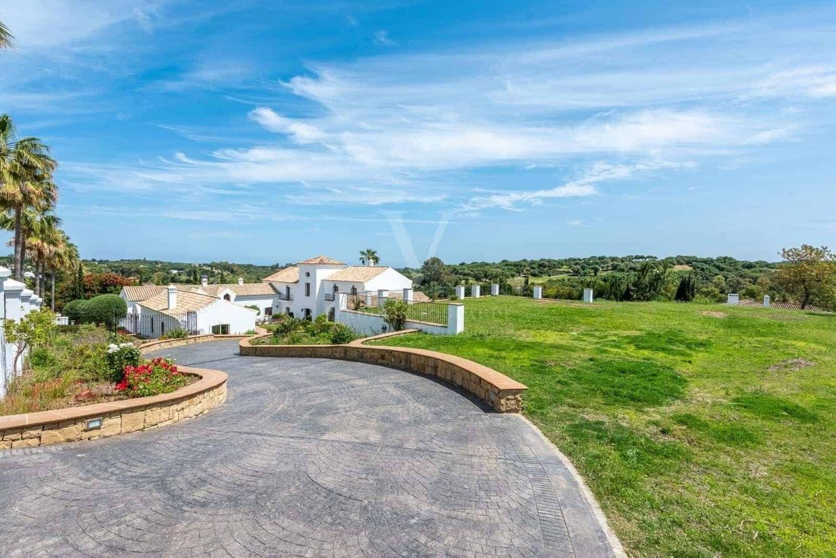 7 Bed Detached Villa in Sotogrande Alto