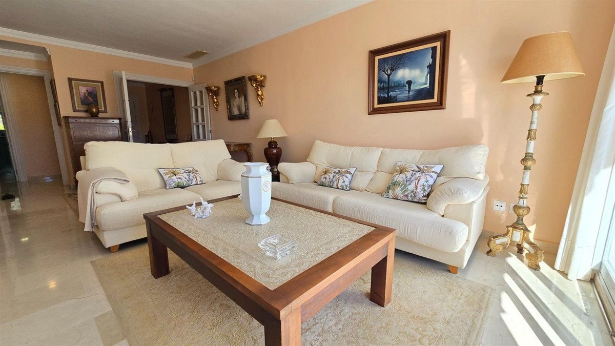 2 Bed Ground Floor Apartment in La Quinta